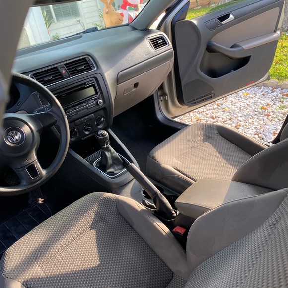 2014 Volkswagen Jetta - Picture 8 of 8